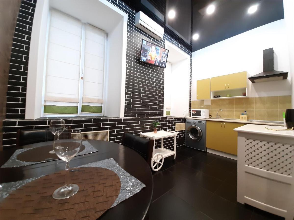 קרמנצ'וג Viva Olive - Студия Со Спальней В Центре מראה חיצוני תמונה